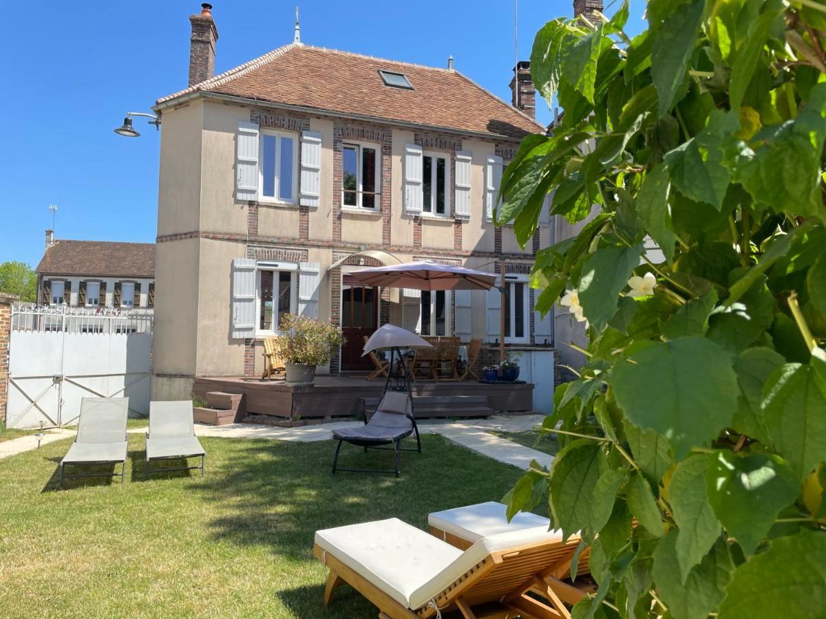 Villa Fontaine Avec Piscine Interieur Chauffee-Maison De Campagne Familiale -Ideal Vacances Ou Sejour Professionnel -3 Chambres-Bureau Separe -Lit Bebe - Parking Facile & Gratuit Eksteriør billede