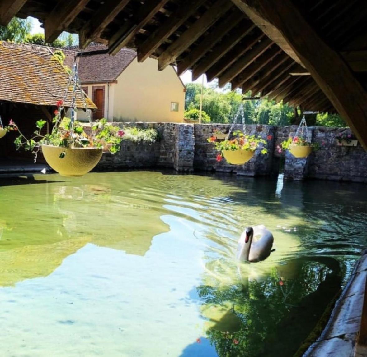 Villa Fontaine Avec Piscine Interieur Chauffee-Maison De Campagne Familiale -Ideal Vacances Ou Sejour Professionnel -3 Chambres-Bureau Separe -Lit Bebe - Parking Facile & Gratuit Eksteriør billede